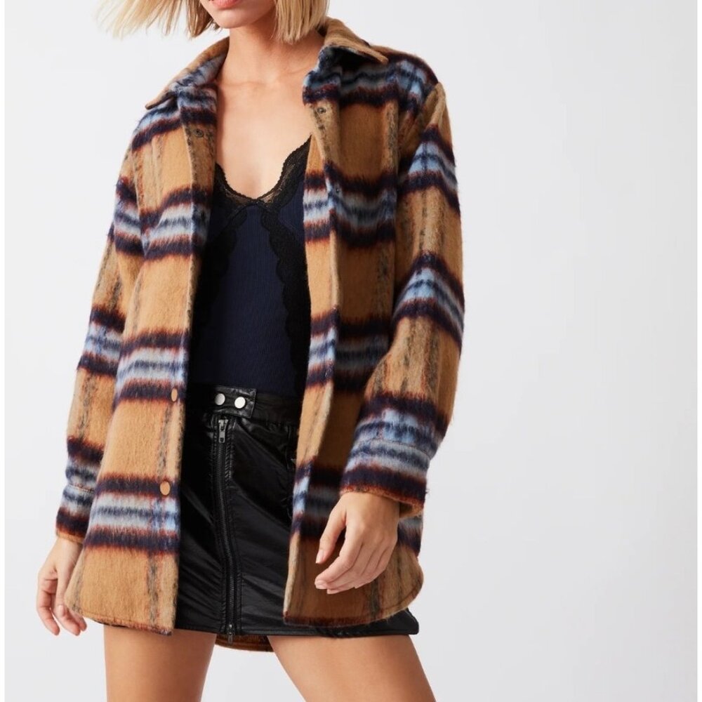Steve Madden Furry Plaid Long Sleeve Button-Up Shacket Jacket Size S